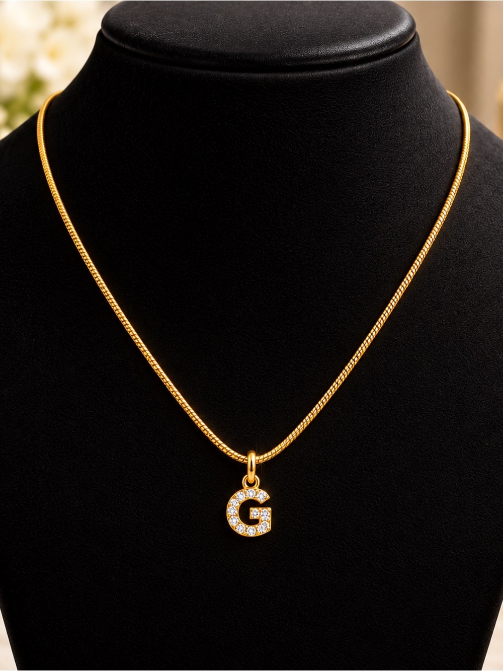 Premier Designs Gold tone Initial βGβ 18β Pendant Necklace